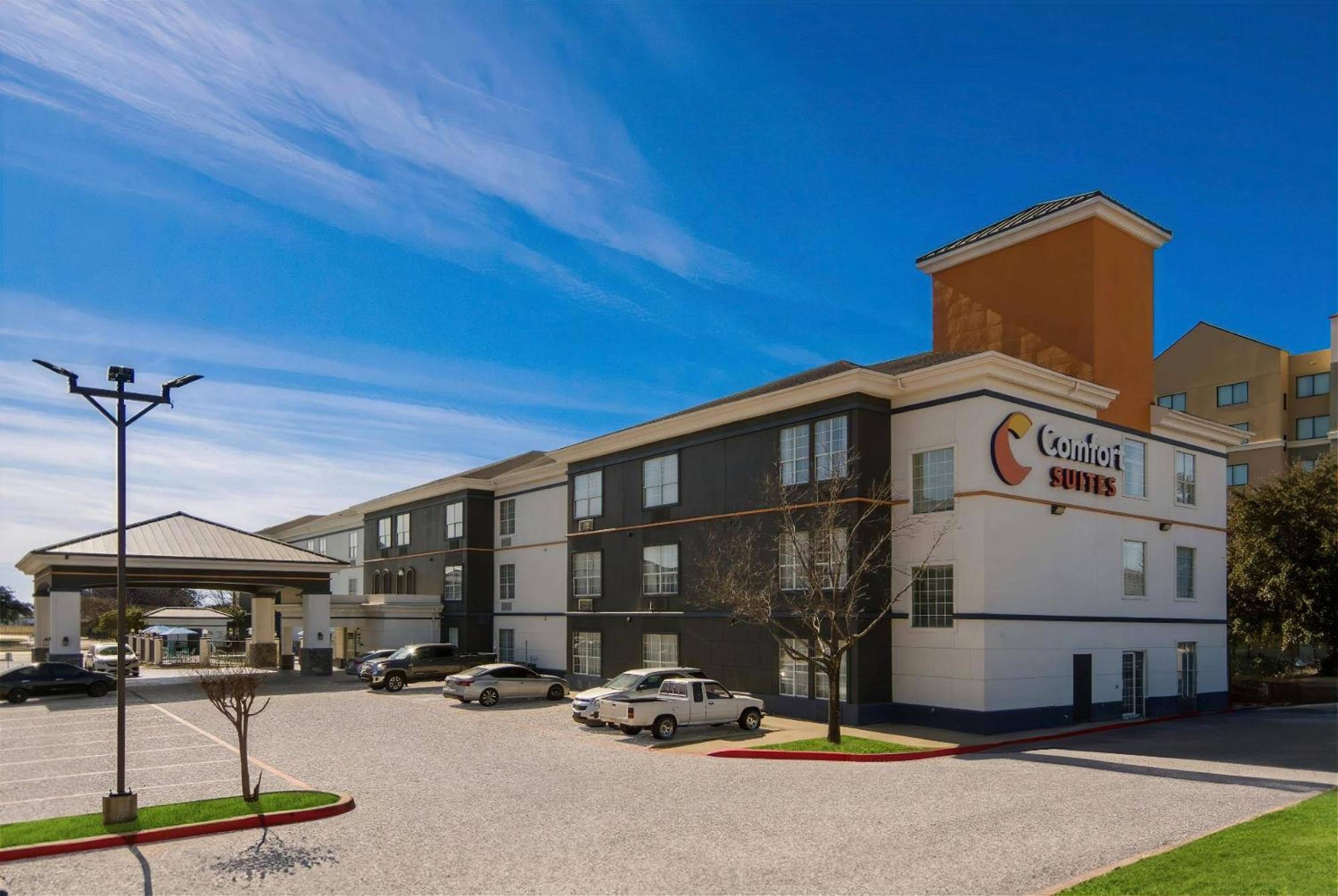 Comfort Suites Fort Worth North Fossil Creek Exteriör bild